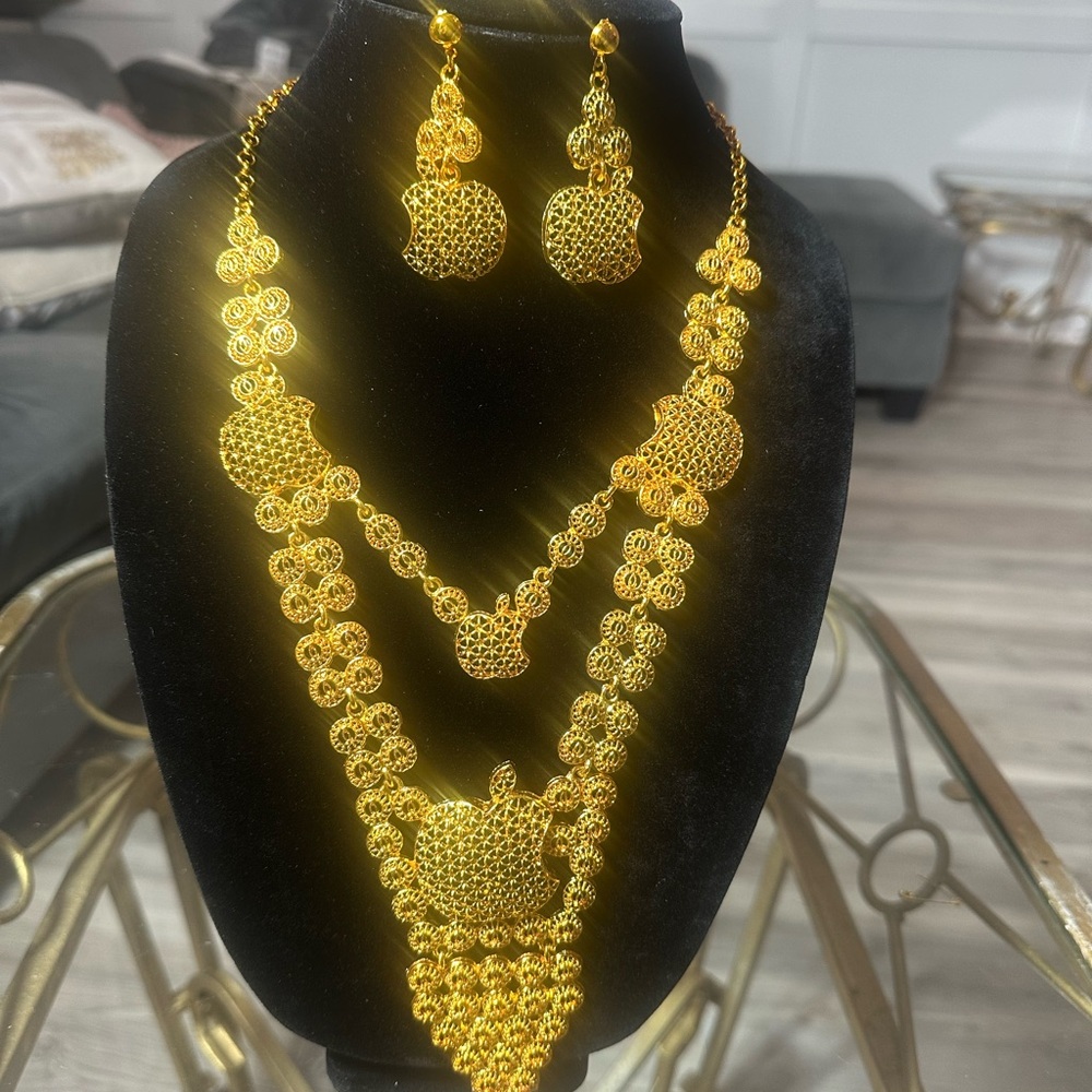 Gold Filigree Double-Layer Necklace and Earring with a ring set - Gold